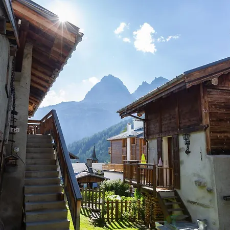 Apt Clusettes 1-Min Walk To Ski + Parking & Wifi - Happy Rentals